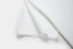 White short-sleeve crew-neck T-shirt hem view
